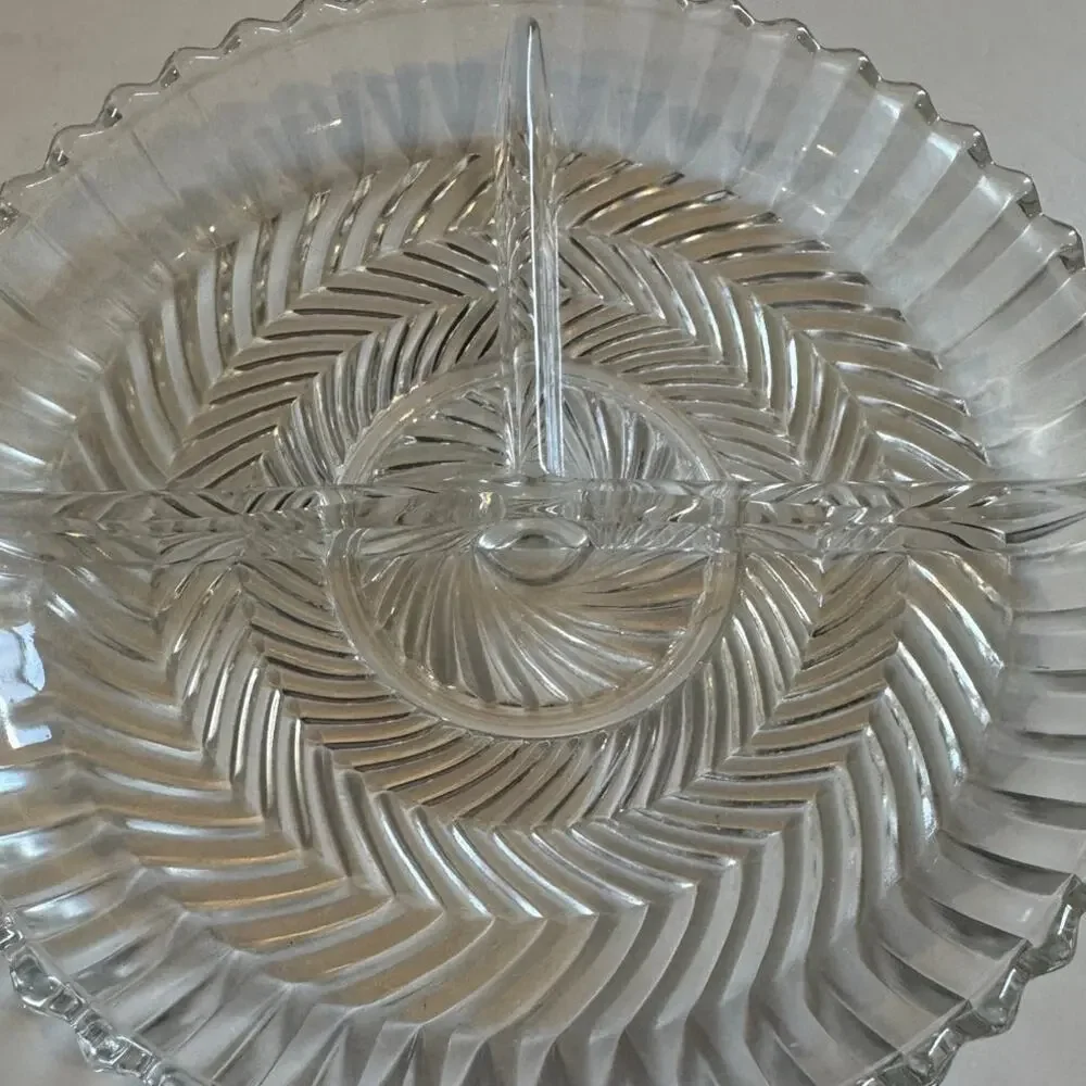 3 Section Divided Herringbone Glass Relish Tray 7
